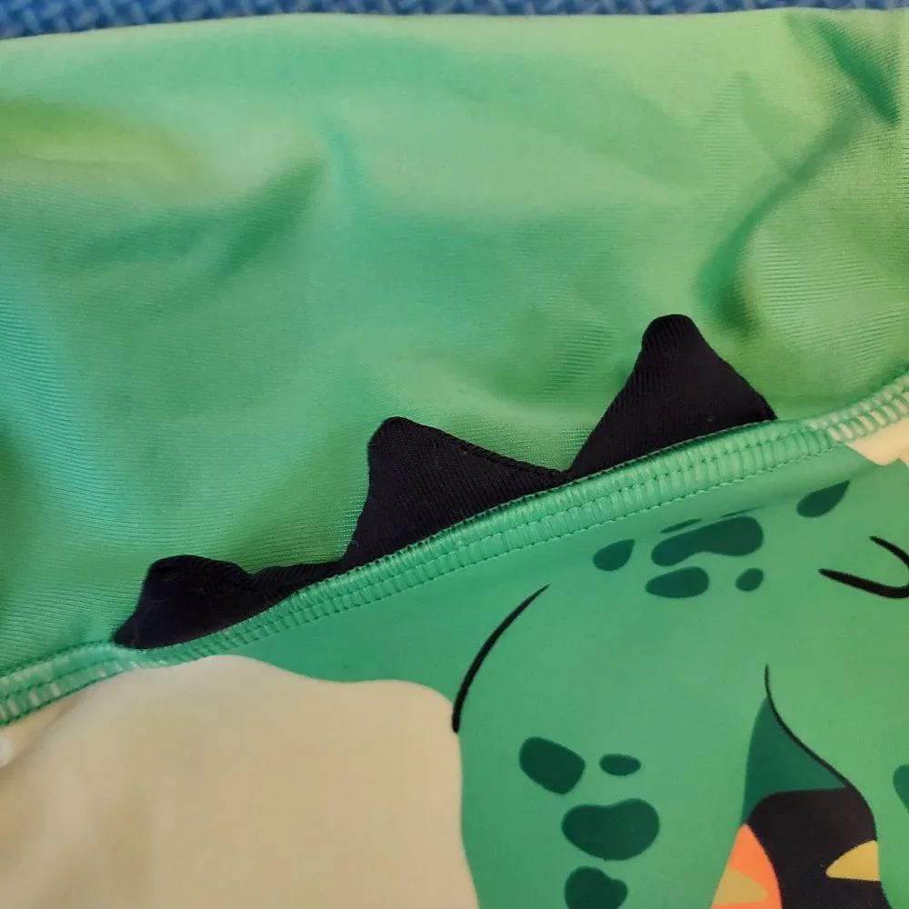 Cat & Jack Rashguard‎ Long Sleeve Swim Top. Dinosaur Size 4T.